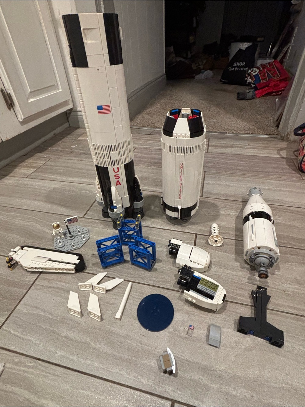 LEGO Nasa Apollo Saturn V Rocket Incomplete Set